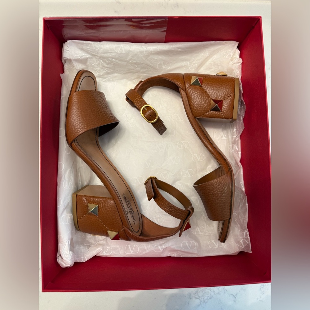 SOLD Valentino Roman Stud Selleria Sandals Eu 37